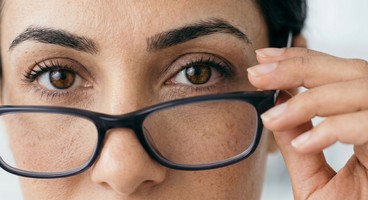 Advanced eye treatments and ophthalmology abroad.